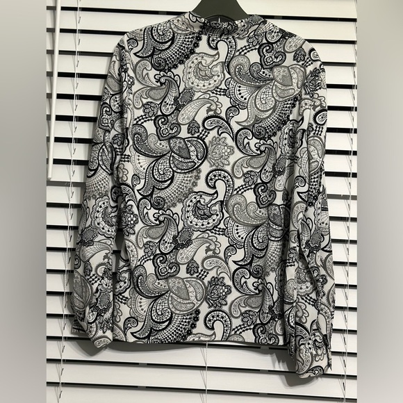 Black and White blouse shirt Size 14 excellent condition. - Picture 5 of 7